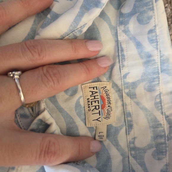 Faherty Light Blue Wave Pattern Shirt - Picture 2 of 3